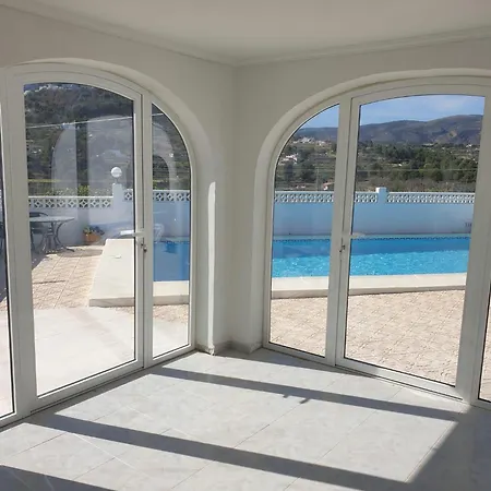 Empedrola 2br * Кальпе
